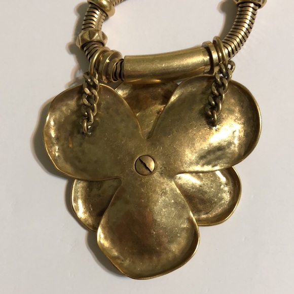 Stella and Dot Bloom Necklace - Picture 9 of 9